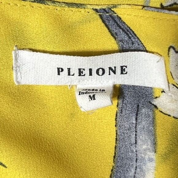 Pleione Sleeveless Bright Yellow Floral Blouse Size Medium - Picture 4 of 4